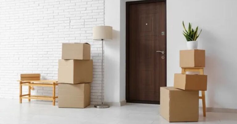 How to Pack Floor Lamps for Moving