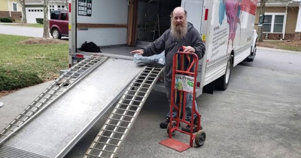 How to Transport a Golf Cart in a U-Haul - Wizaca